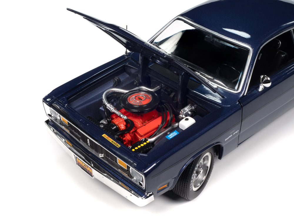 American Muscle 1970 Plymouth Duster 340 Mecum Auctions 1:18 Scale Diecast
