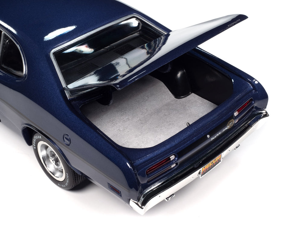 American Muscle 1970 Plymouth Duster 340 Mecum Auctions 1:18 Scale Diecast