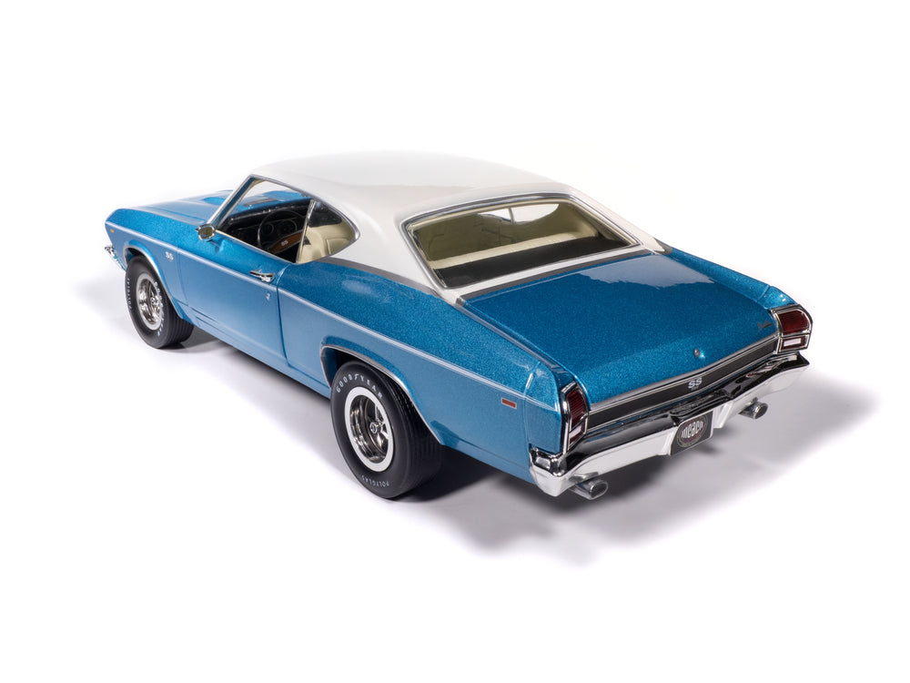 "PRE-ORDER" American Muscle 1969 Chevrolet Chevelle Hardtop MCACN 1:18 Scale Diecast (DUE SEPTEMBER 2025)