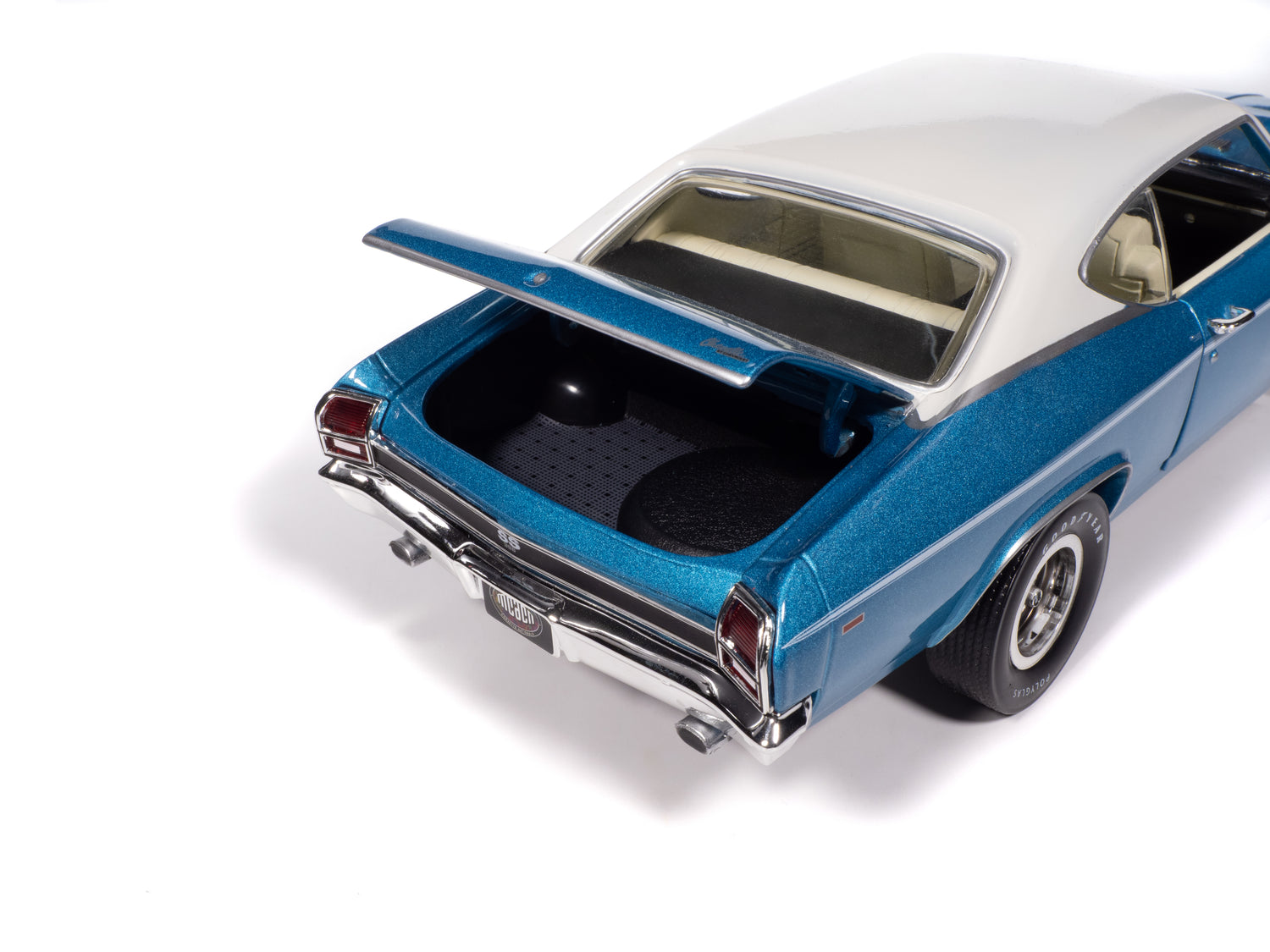 "PRE-ORDER" American Muscle 1969 Chevrolet Chevelle Hardtop MCACN 1:18 Scale Diecast (DUE SEPTEMBER 2025)