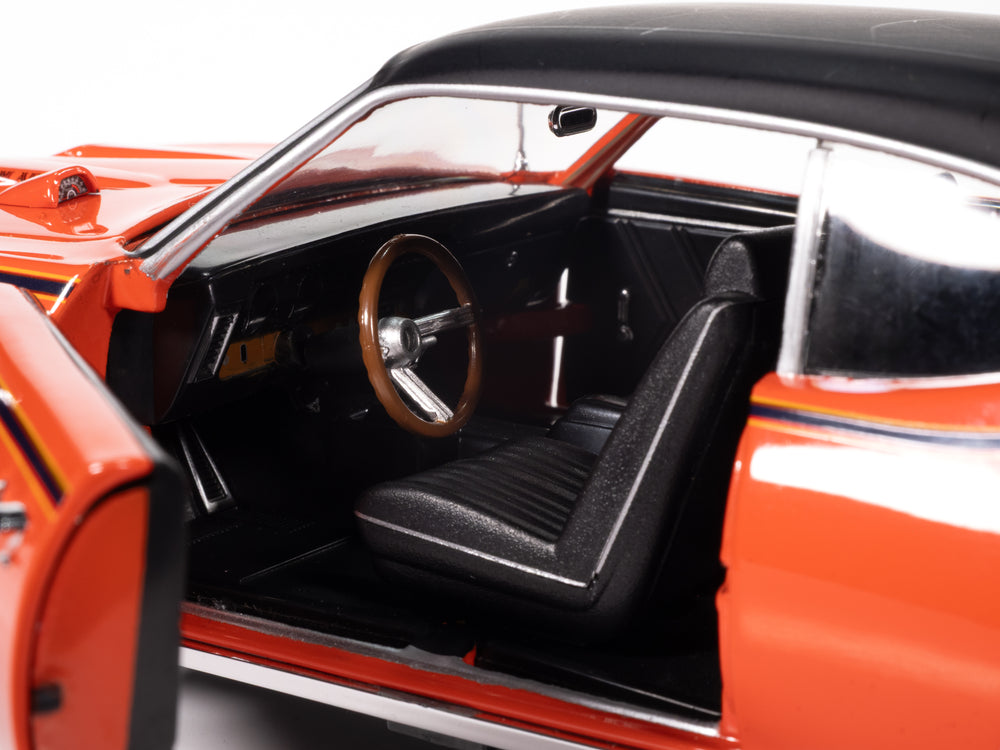 "PRE-ORDER" American Muscle 1969 Pontiac GTO Judge Mecum Auctions 1:18 Scale Diecast (DUE LATE OCTOBER 2025)