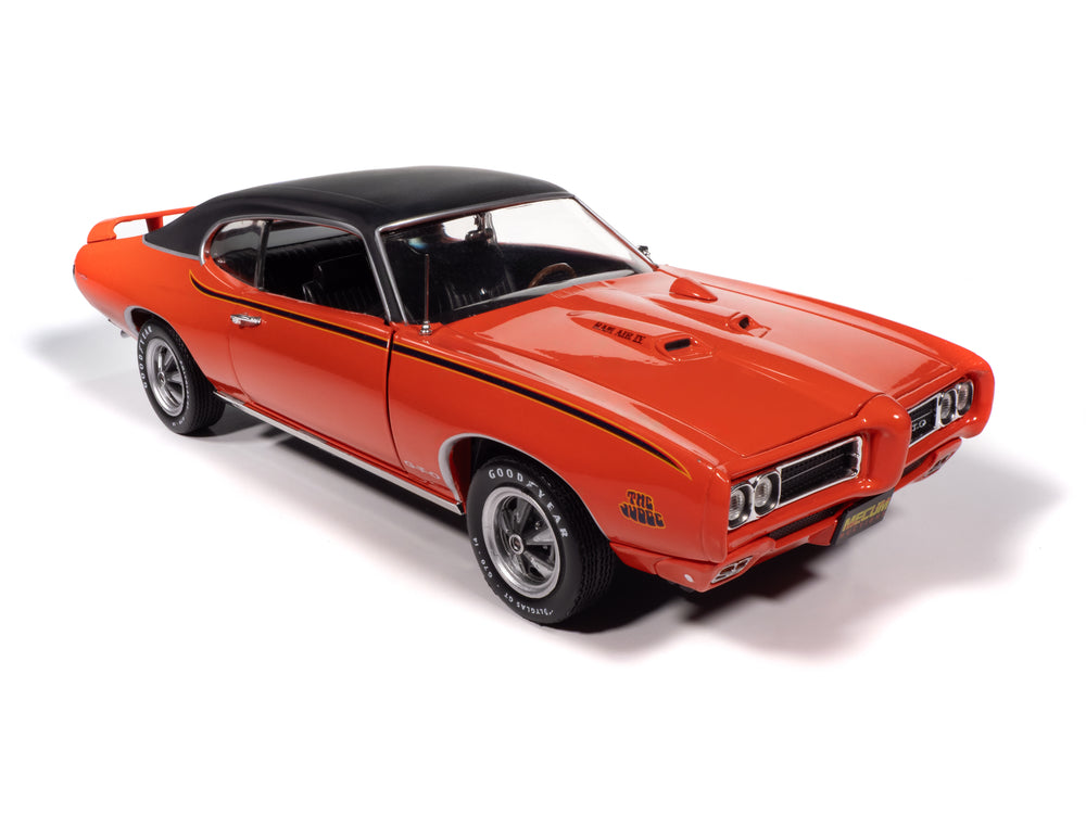 "PRE-ORDER" American Muscle 1969 Pontiac GTO Judge Mecum Auctions 1:18 Scale Diecast (DUE LATE OCTOBER 2025)
