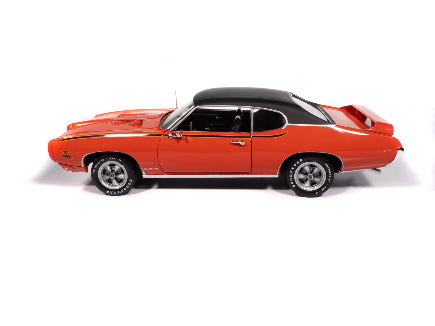 "PRE-ORDER" American Muscle 1969 Pontiac GTO Judge Mecum Auctions 1:18 Scale Diecast (DUE LATE OCTOBER 2025)