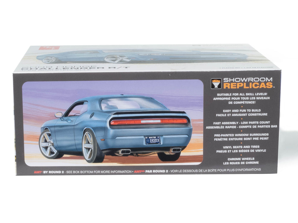 AMT 2009 Dodge Challenger R-T 1:25 Scale Model Kit