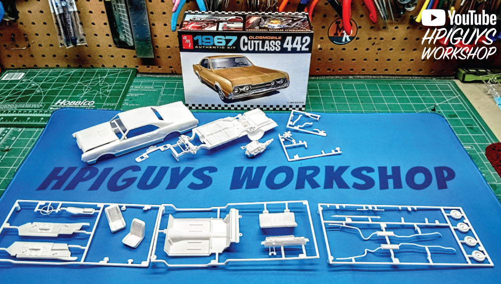 AMT 1967 Oldsmobile Cutlass 442 1:25 Scale Model Kit