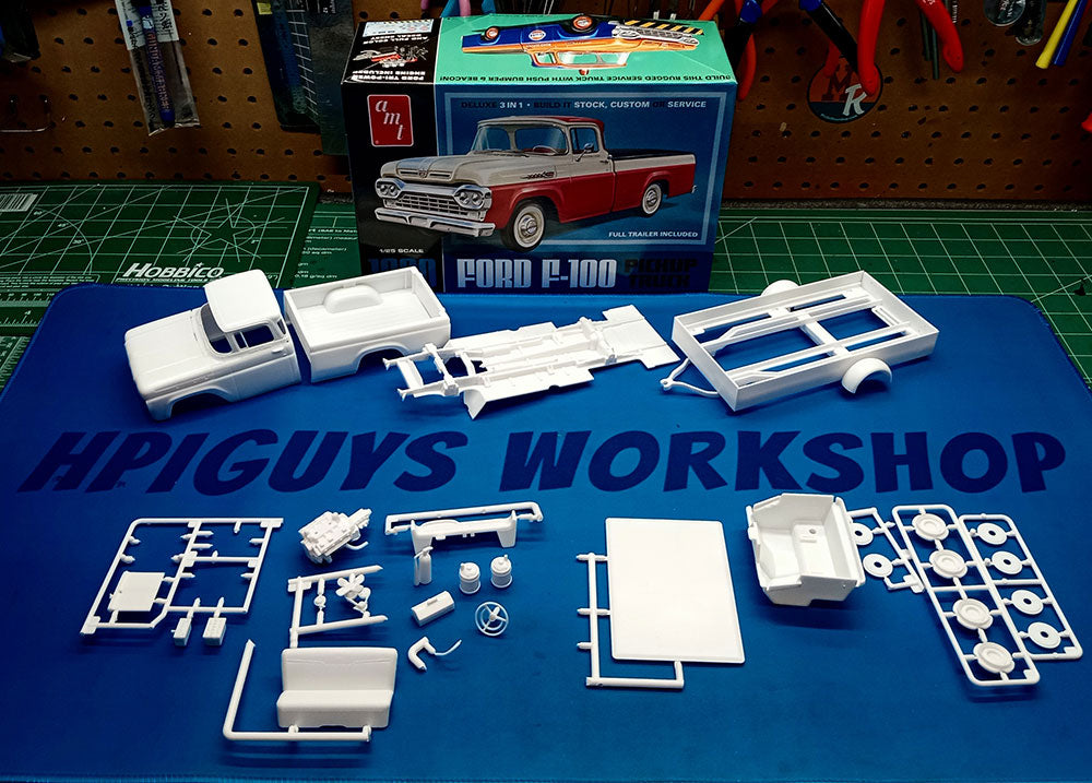 AMT 1:25 Scale 1960 Ford F-100 Pick-Up Truck & Trailer Model Kit #AMT1407