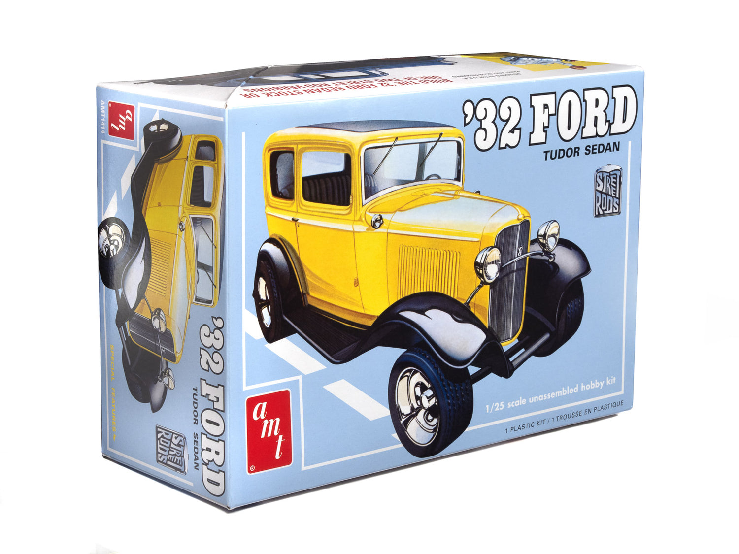 AMT 1932 Ford Sedan Street Rods Series 1:25 Scale Model Kit | Auto