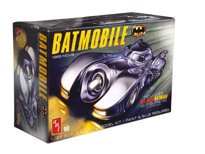 AMT 1989 Batmobile w/Seated Batman Figure 1:25 Scale Model Kit