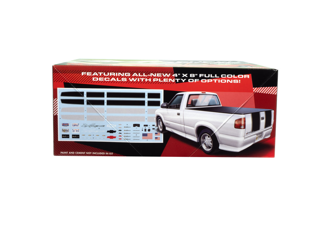 "PRE-ORDER" AMT 1999 Chevy S-10 Xtreme Pickup 1:25 Scale Model Kit (DUE SEPTEMBER 2025)
