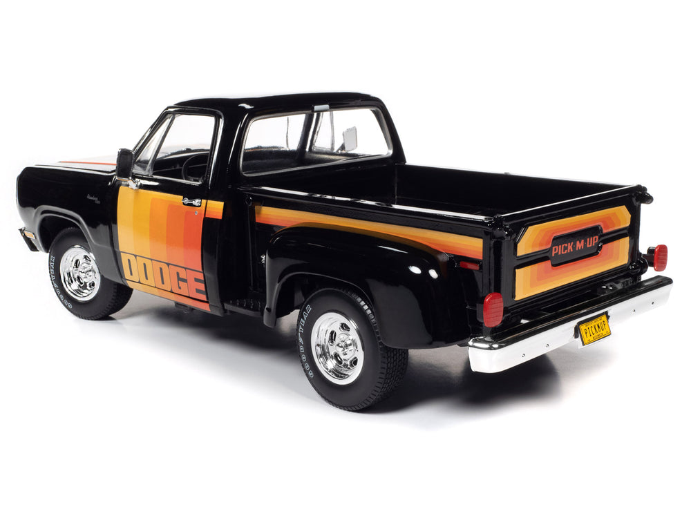 Auto World 1980 Dodge Pickup Step Side 1:18 Scale Diecast