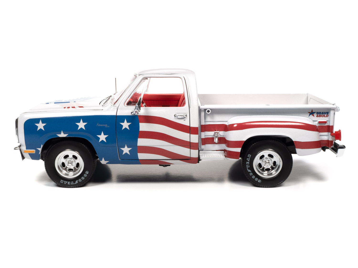 Auto World 1980 Dodge Stepside Patriotic Pickup 1:18 Scale Diecast