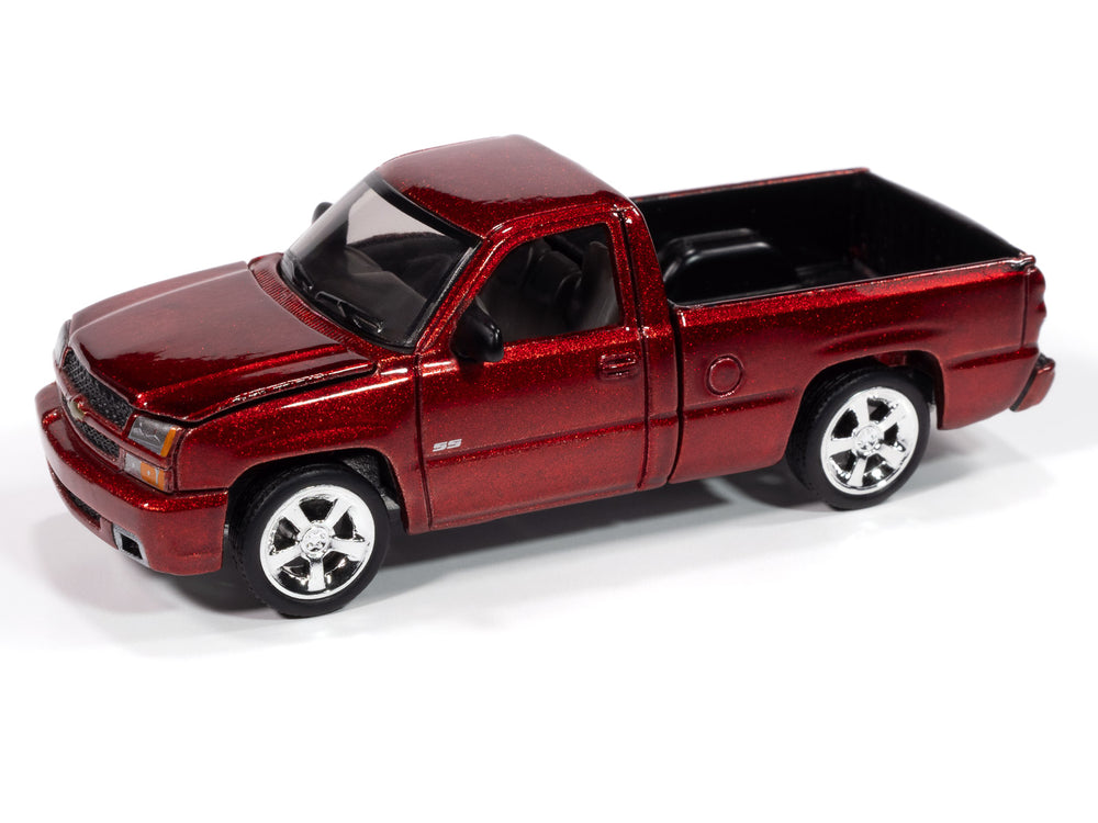 "PRE-ORDER" Auto World 2005 Chevy Silverado SS Custom (Single Cab) (Candy Apple Red Metallic) 1:64 Diecast (DUE MAY 2025)