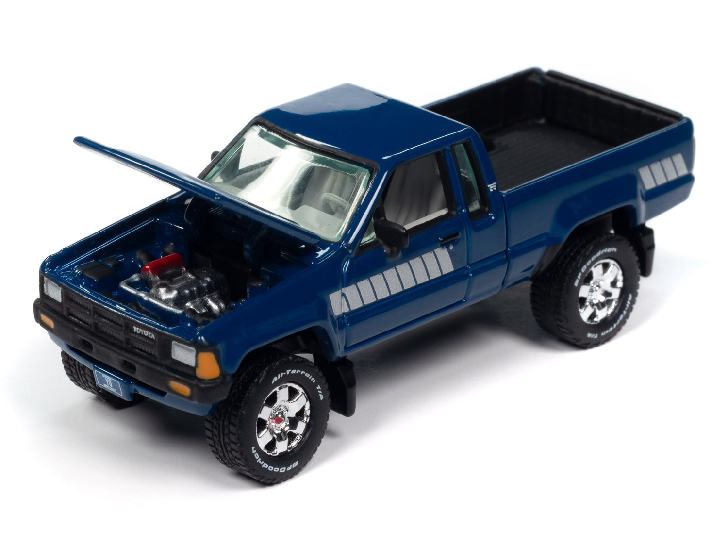 Johnny Lightning 1985 Toyota SR5 Pickup w/Malibu Speed Boat 1:64 Diecast