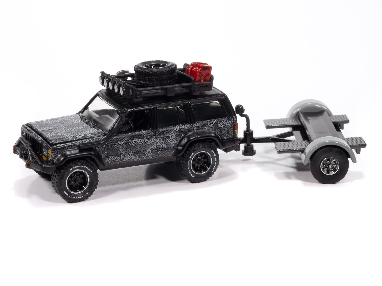 "PRE-ORDER" Johnny Lightning Jeep Cherokee XJ w/Tow Dolly 1:64 Diecast (DUE SEPTEMBER 2025)