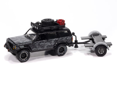 "PRE-ORDER" Johnny Lightning Jeep Cherokee XJ w/Tow Dolly 1:64 Diecast (DUE SEPTEMBER 2025)