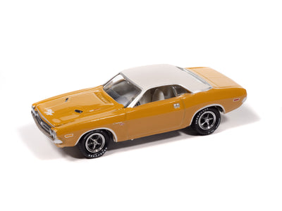 "PRE-ORDER" Johnny Lightning Classic Gold 1971 Dodge Challenger R/T (Butterscotch w/White Top) 1:64 Scale Diecast (DUE OCTOBER 2025)