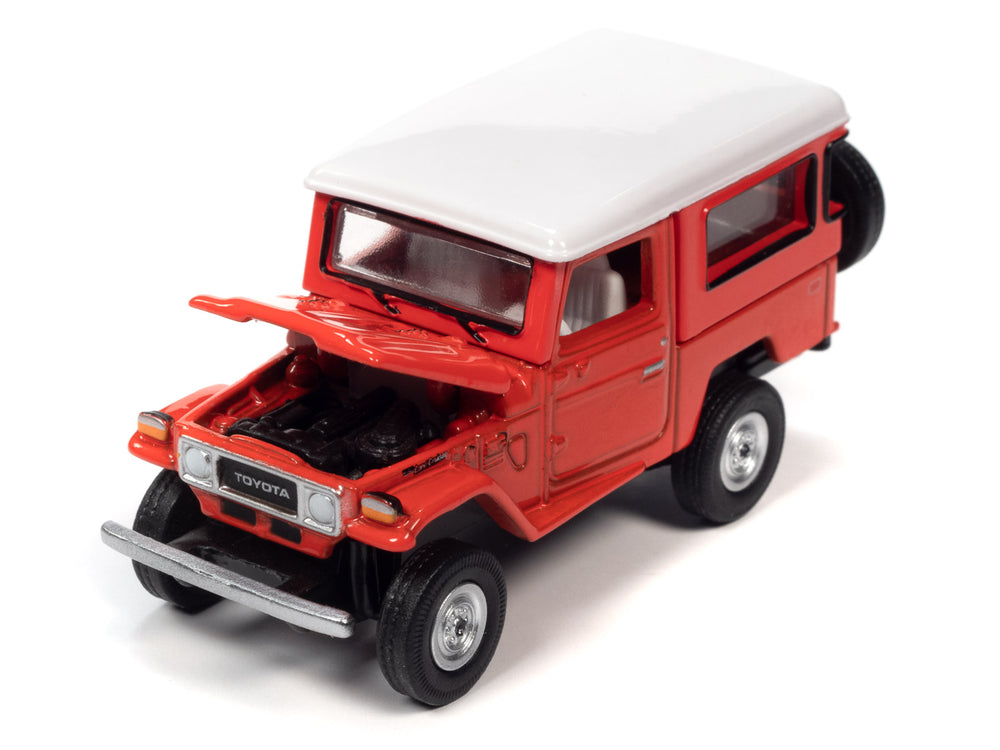 Johnny Lightning Godzilla 1980 Toyota Land Cruiser 1:64 Scale Diecast