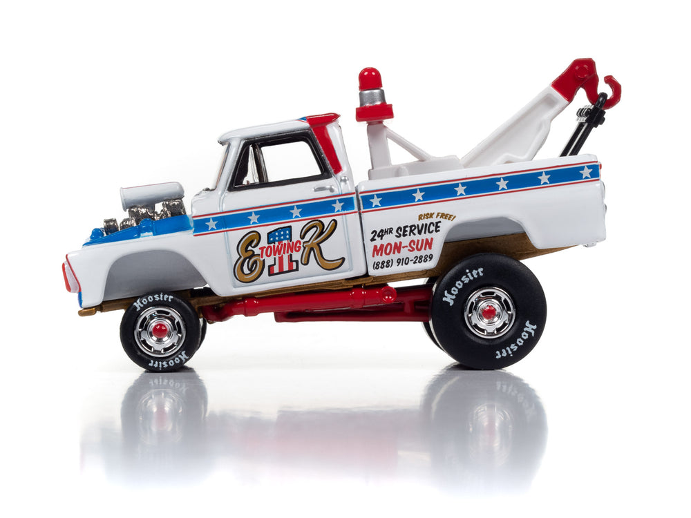 Johnny Lightning Street Freaks 1965 Chevy Tow Truck Zinger 1:64 Scale Diecast