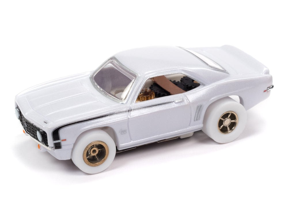 Auto World Xtraction 1969 Chevrolet Camaro (iWheels) HO Scale Slot Car - Auto World Store