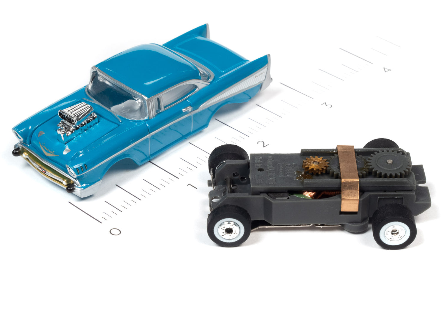 Auto World Thunderjet 1957 Chevrolet Bel Air Street Rod w/Blower (Blue) HO Scale Slot Car