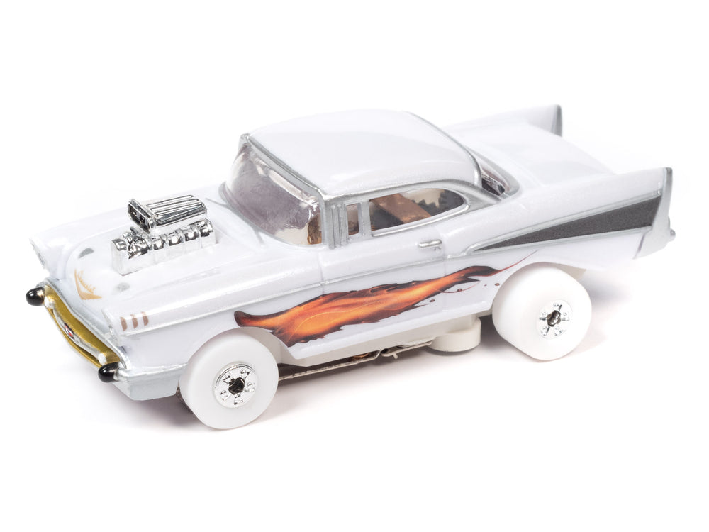 Auto World Thunderjet 1957 Chevrolet Bel Air Street Rod w/Blower (iWheels) HO Scale Slot Car