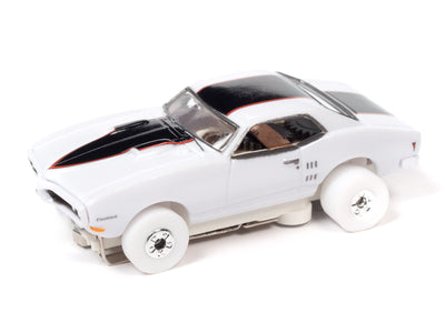 Auto World Thunderjet 1968 Pontiac Firebird (iWheels) HO Scale Slot Car