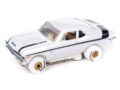 Auto World Thunderjet Yenko 1970 Chevrolet Nova (iWheel) HO Slot Car