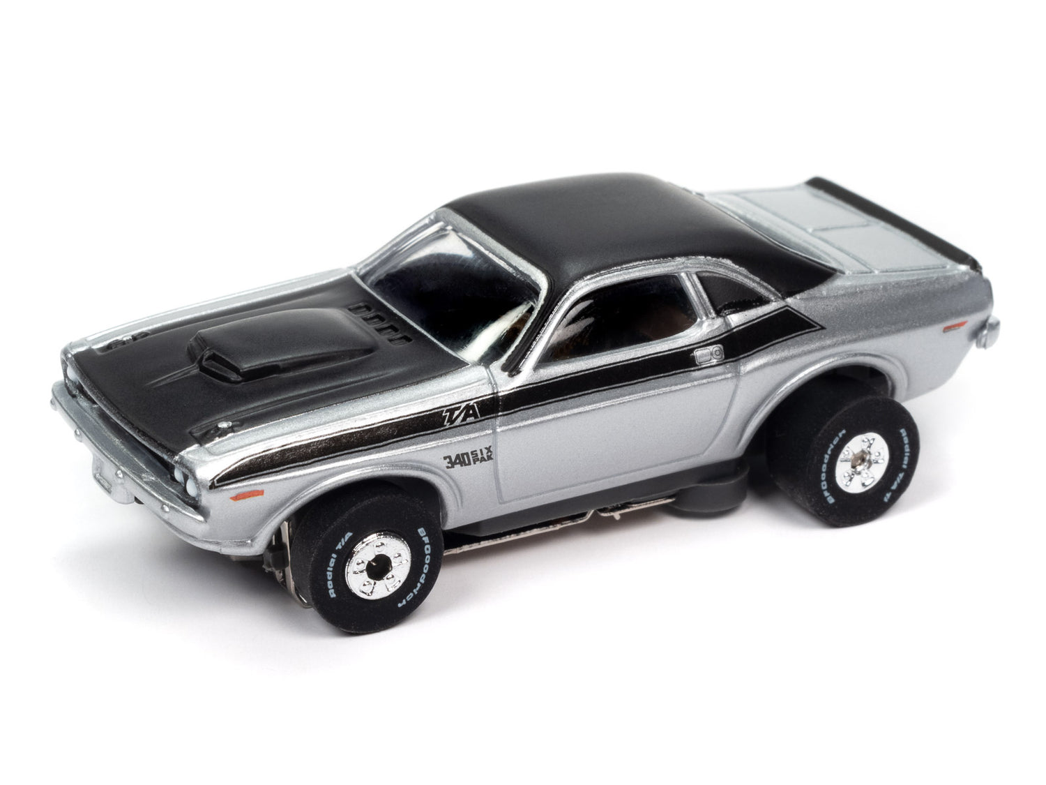 Auto World Thunderjet 1970 Dodge Challenger (Silver) HO Scale Slot Car