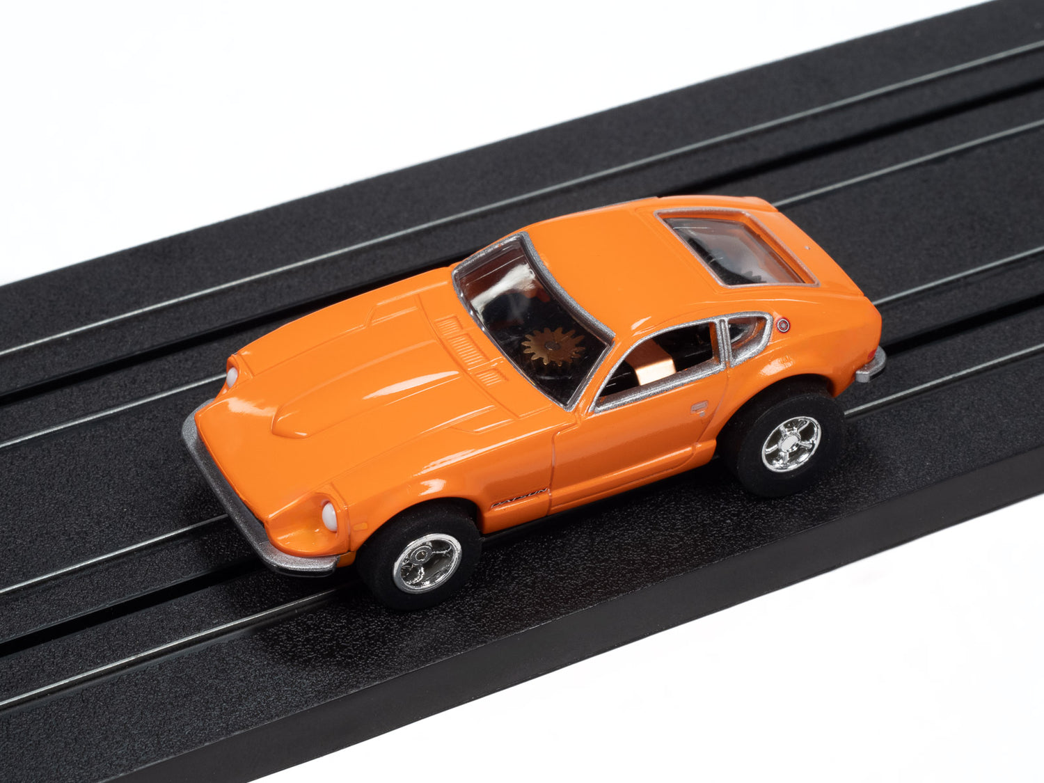 CP7986_BryanYoung_1973Datsun24