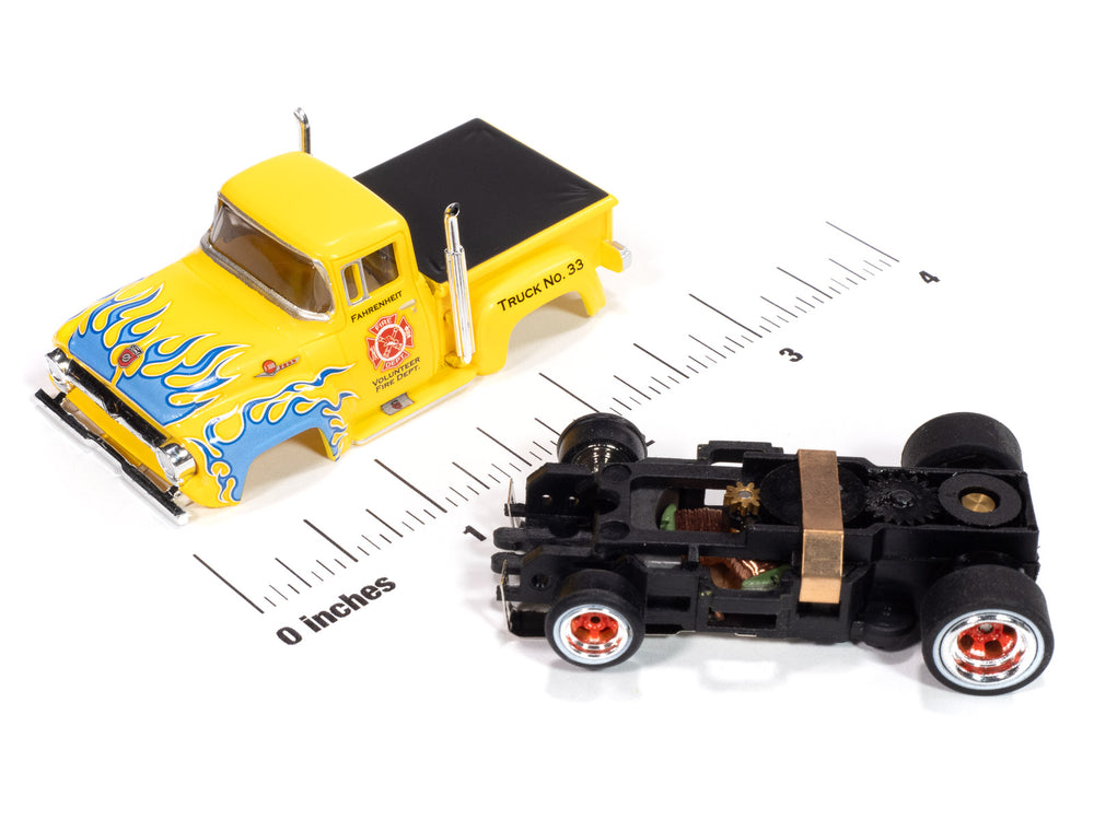 AUTO WORLD 4Gear☆56 Ford Pickup HOスロットカー Auto World 4Gear 1956 Ford F100 Pickup (Rusted) HO Scale