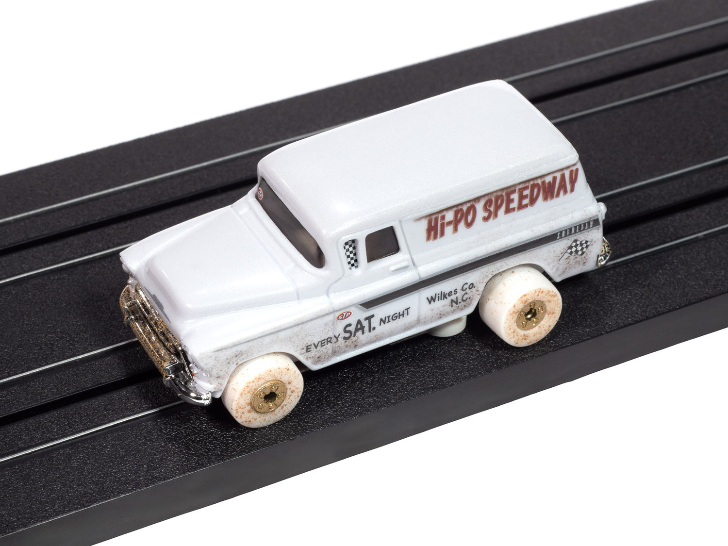 Auto World Thunderjet 1957 Chevy Suburban (iWheels) HO Scale Slot Car
