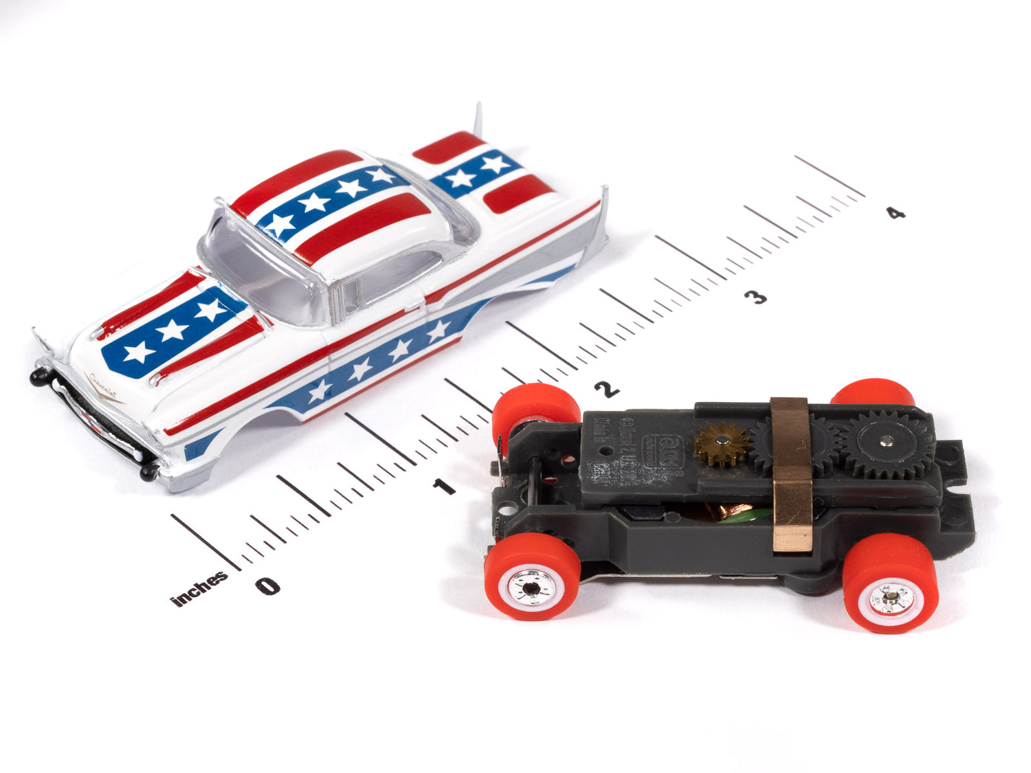 Auto World Thunderjet 1957 Chevy Bel Air Verison A (White, Red & Blue) HO Scale Slot Car