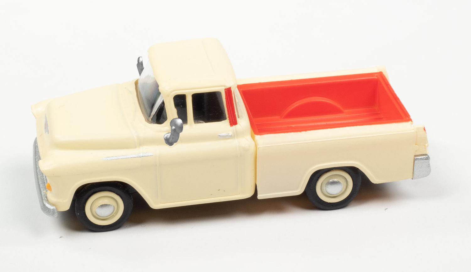 Classic Metal Works 1955 Chevy Pickup Cameo (Ivory & Red) 1:87 HO Scale