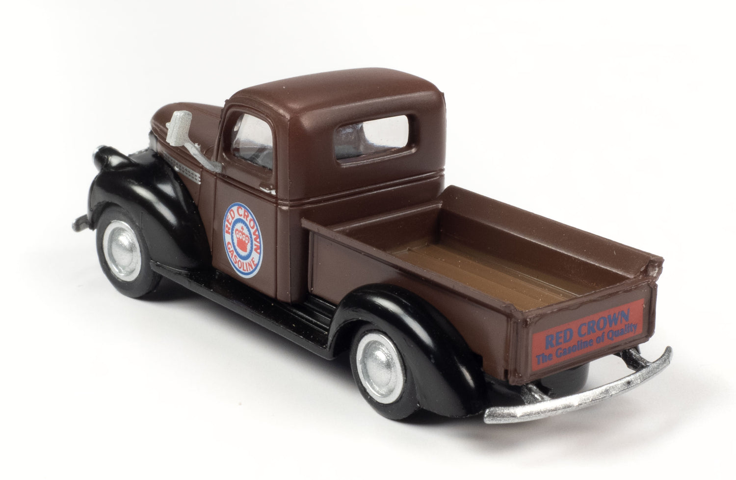 Classic Metal Works 1941-1946 Chevy Pickup (Red Crown Gasoline) 1:87 HO Scale