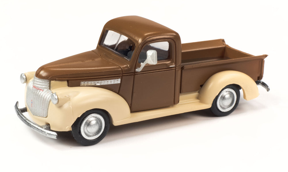 Classic Metal Works 1941-1946 Chevy Pickup (Airedale Brown) 1:87 HO Scale
