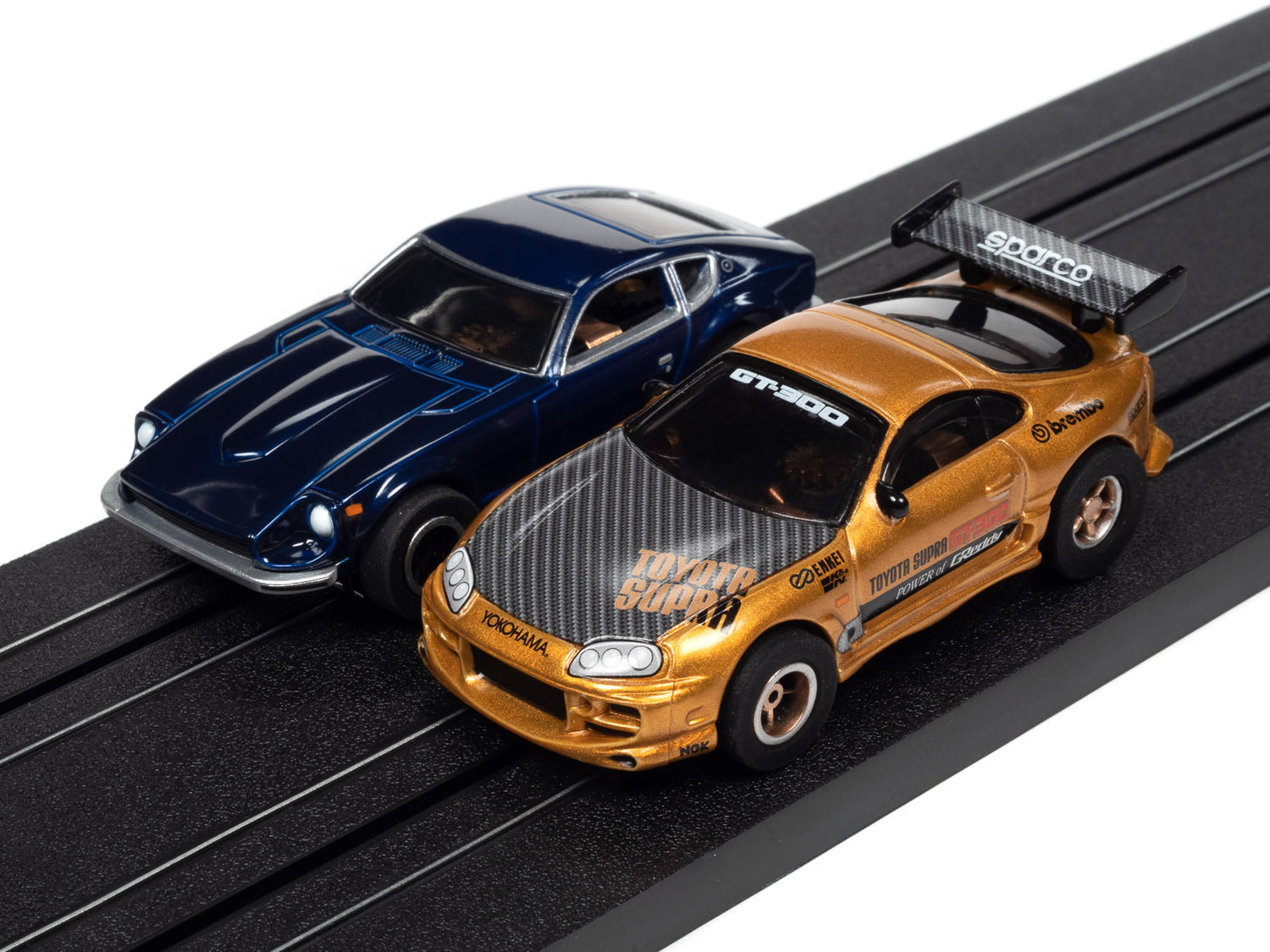 Auto World 16' Tokyo Midnight Underground Racing Slot Race Set