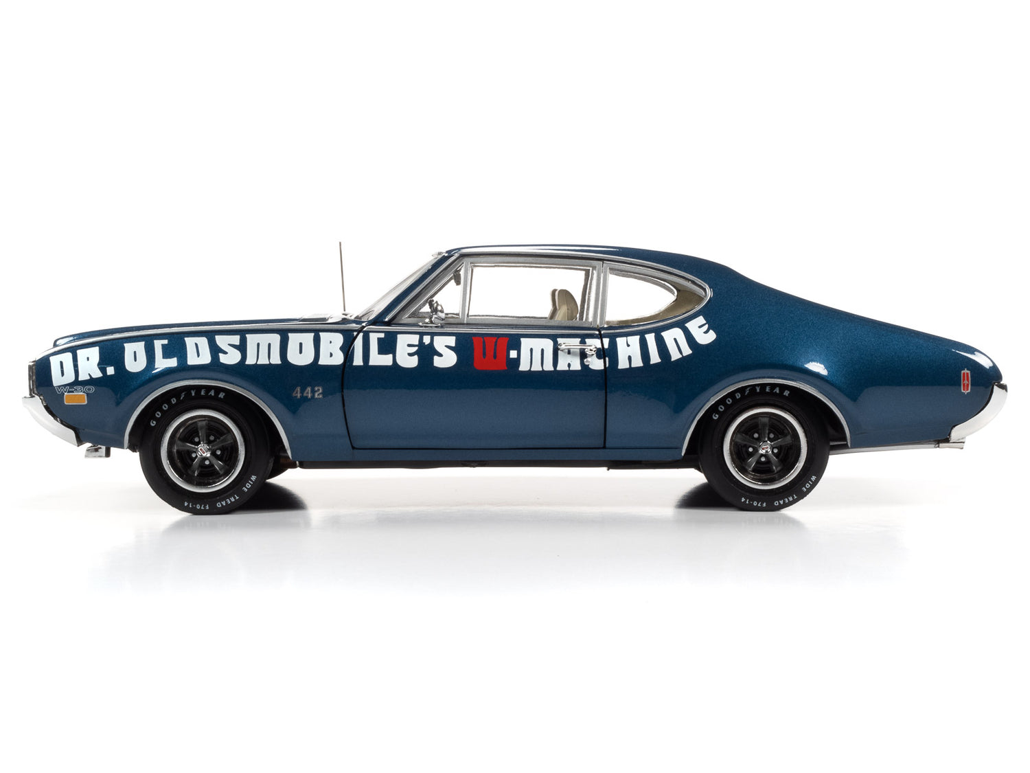 American Muscle 1969 Oldsmobile Cutlass 442 2-Door Coupe (Dr Oldsmobile's W-Machine) (MCACN) 1:18 Scale Diecast