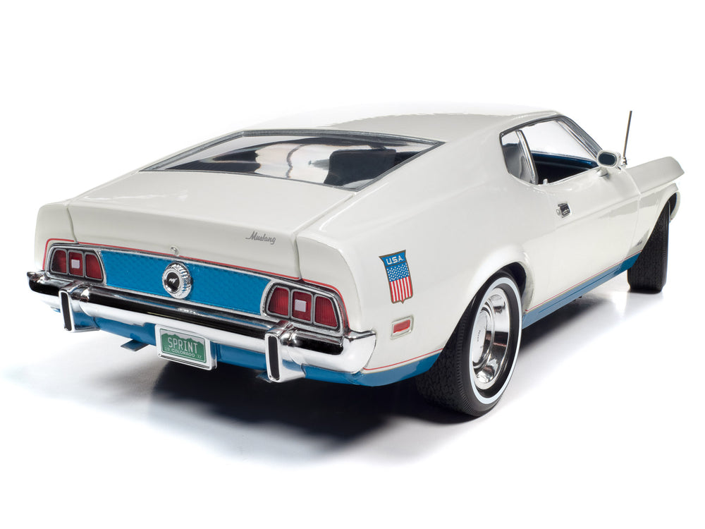 American Muscle 1972 Ford Mustang Fastback (Class of 1972) 1:18 Scale Diecast