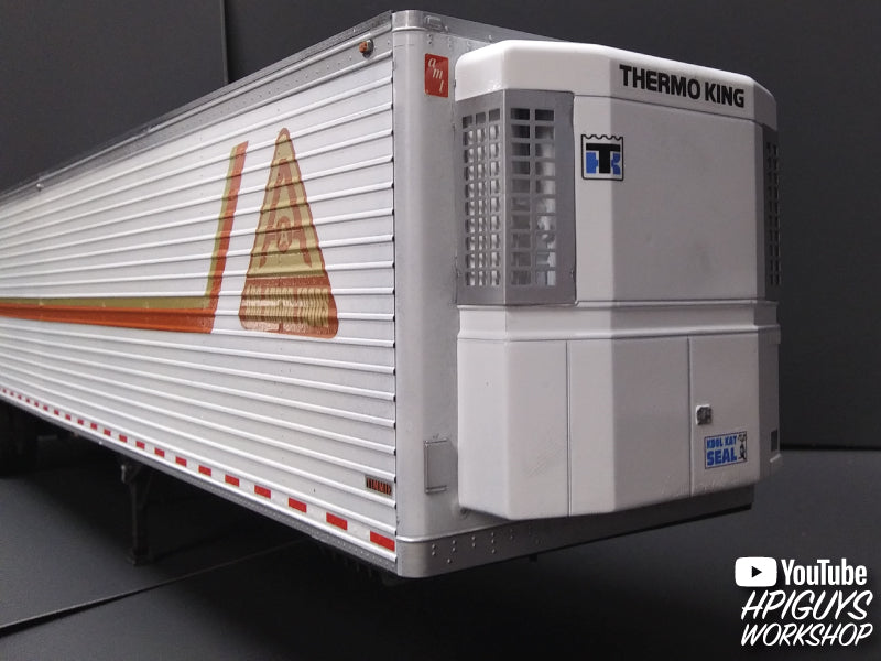 AMT Reefer Semi Trailer 1:24 Scale Model Kit (SALE042825)