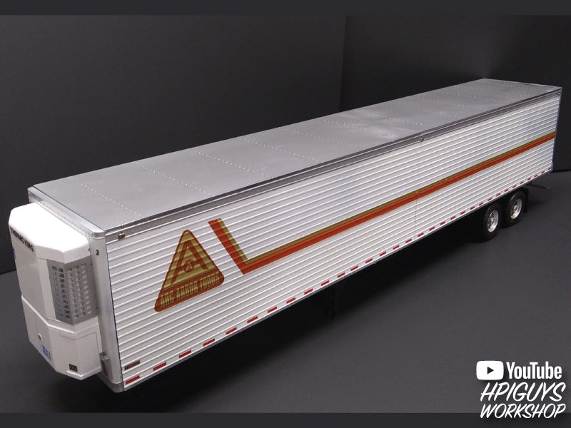 AMT Reefer Semi Trailer 1:24 Scale Model Kit (SALE042825)