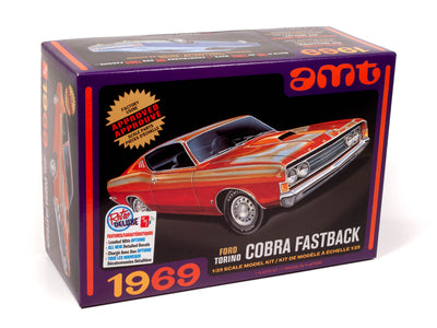 AMT 1969 Ford Torino Cobra Fastback 1:25 Scale Model Kit