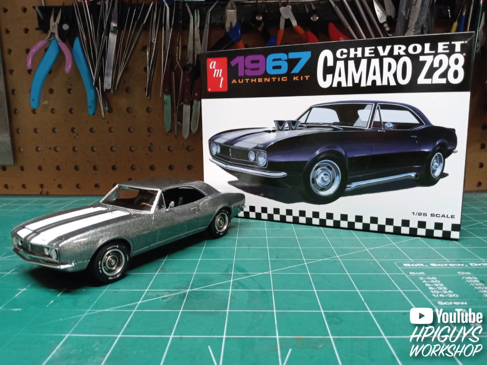 AMT 1967 Chevy Camaro Z28 1:25 Scale Model Kit