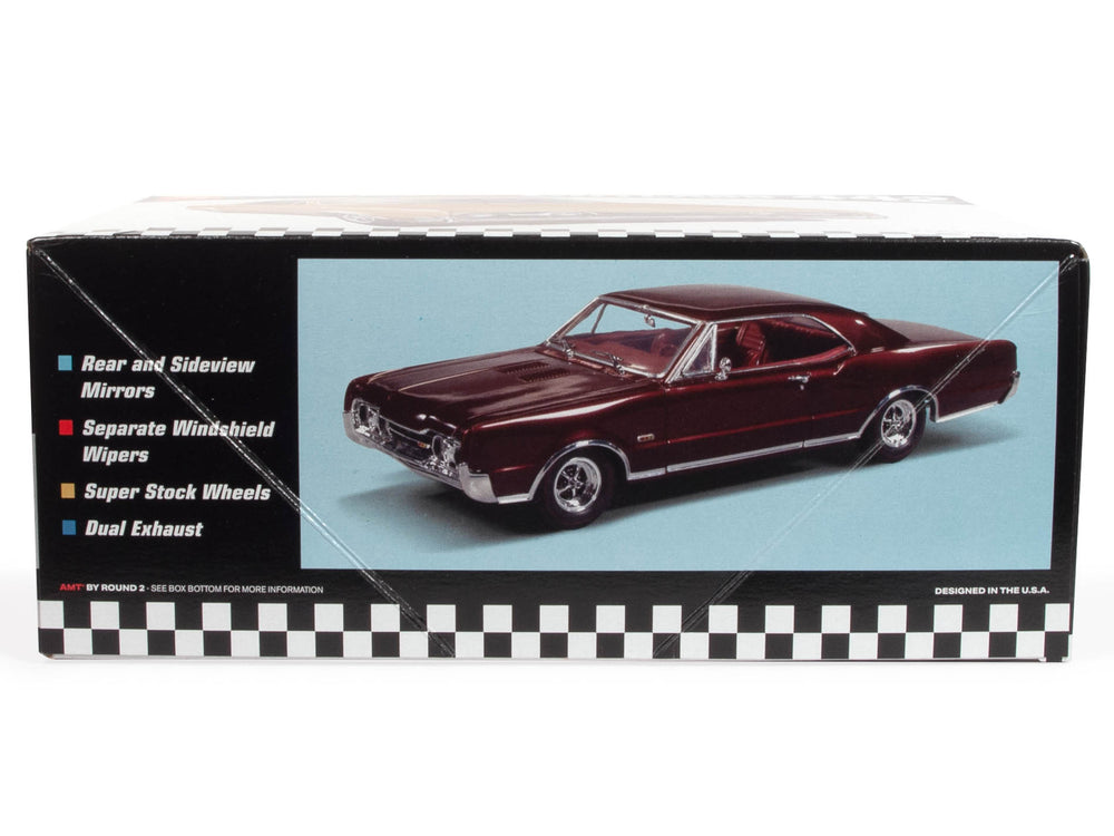AMT 1967 Oldsmobile Cutlass 442 1:25 Scale Model Kit