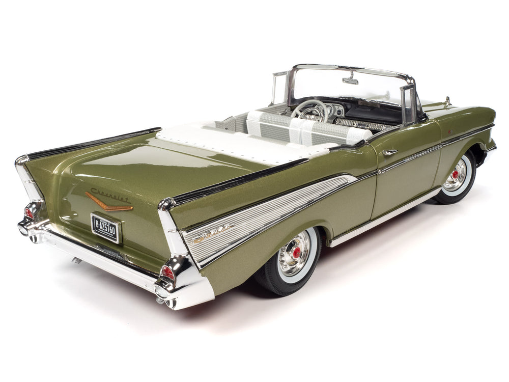 Auto World 1957 Chevrolet Bel Air Convertible 1:18 Scale Diecast (Sale)
