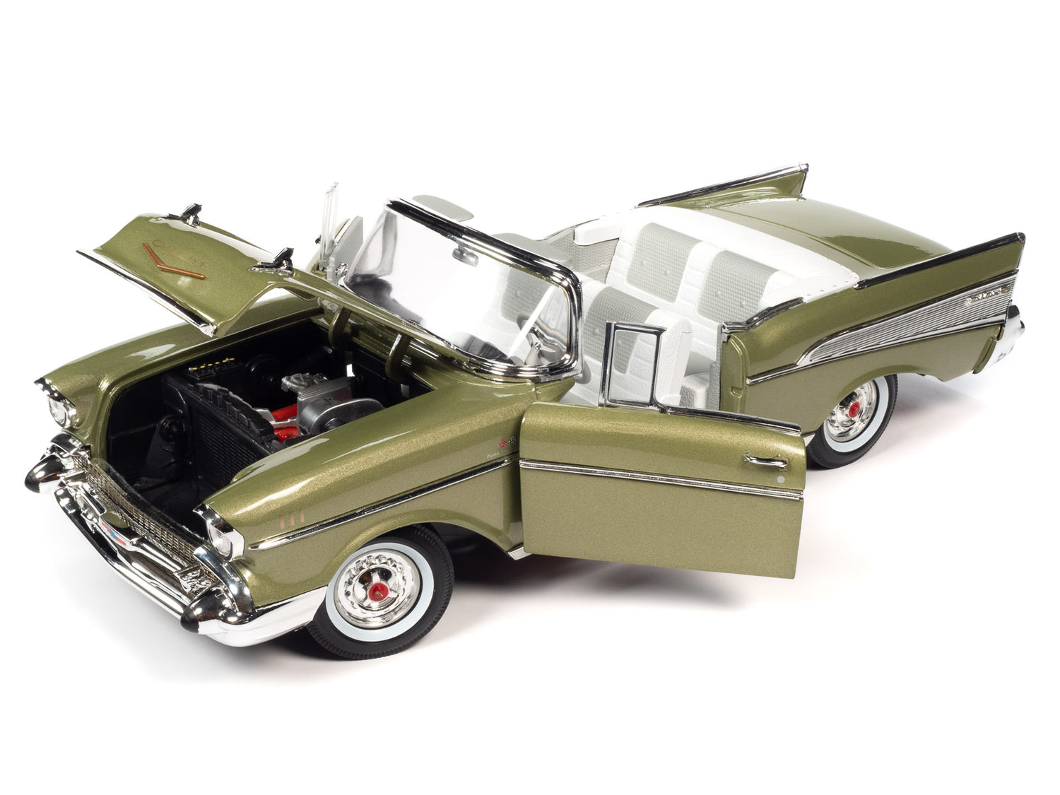 Auto World 1957 Chevrolet Bel Air Convertible 1:18 Scale Diecast