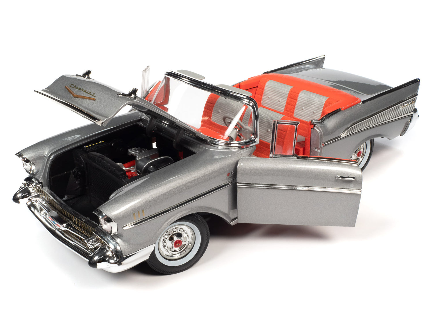 Auto World 1957 Chevrolet Bel Air Convertible 1:18 Scale Diecast