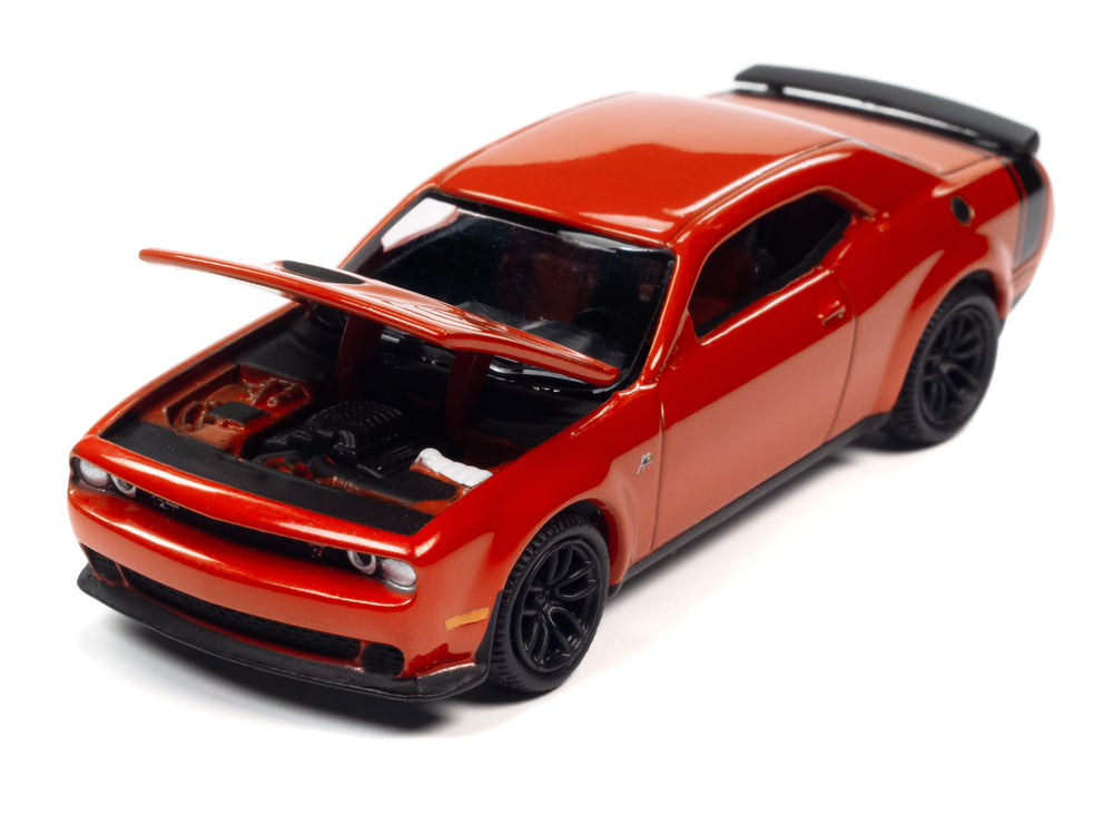 Auto World 2019 Dodge Challenger R/T Scat Pack (Tor Red) 1:64 Diecast