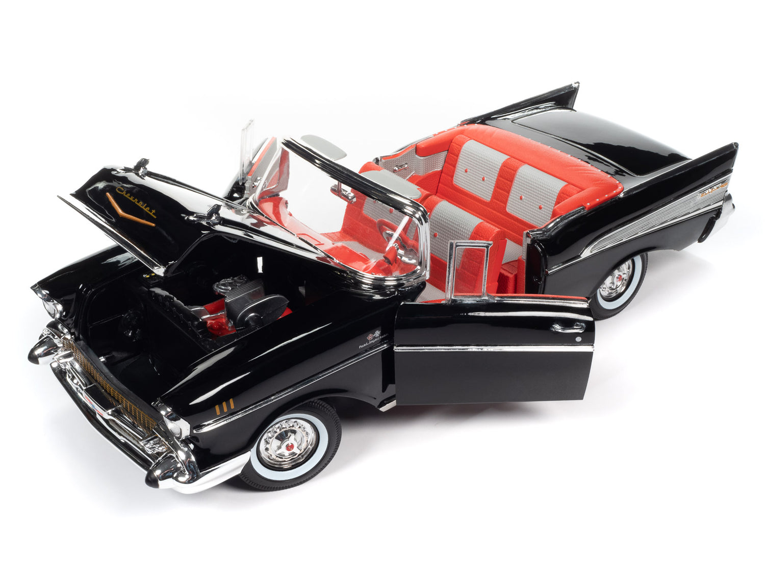 Auto World James Bond 1957 Chevrolet Bel Air Convertible 1:18 Scale Diecast