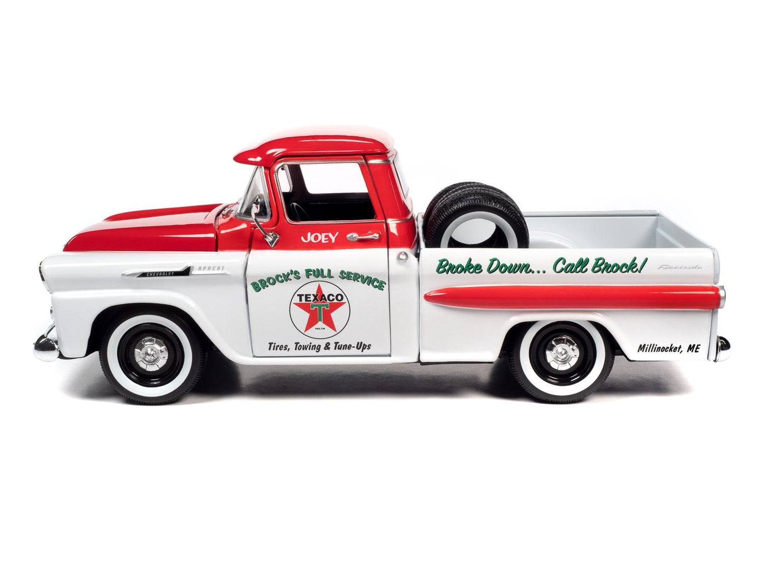 Texaco 1958 Chevy Apache Fleetside PU w/Tires #40 1:24 Scale