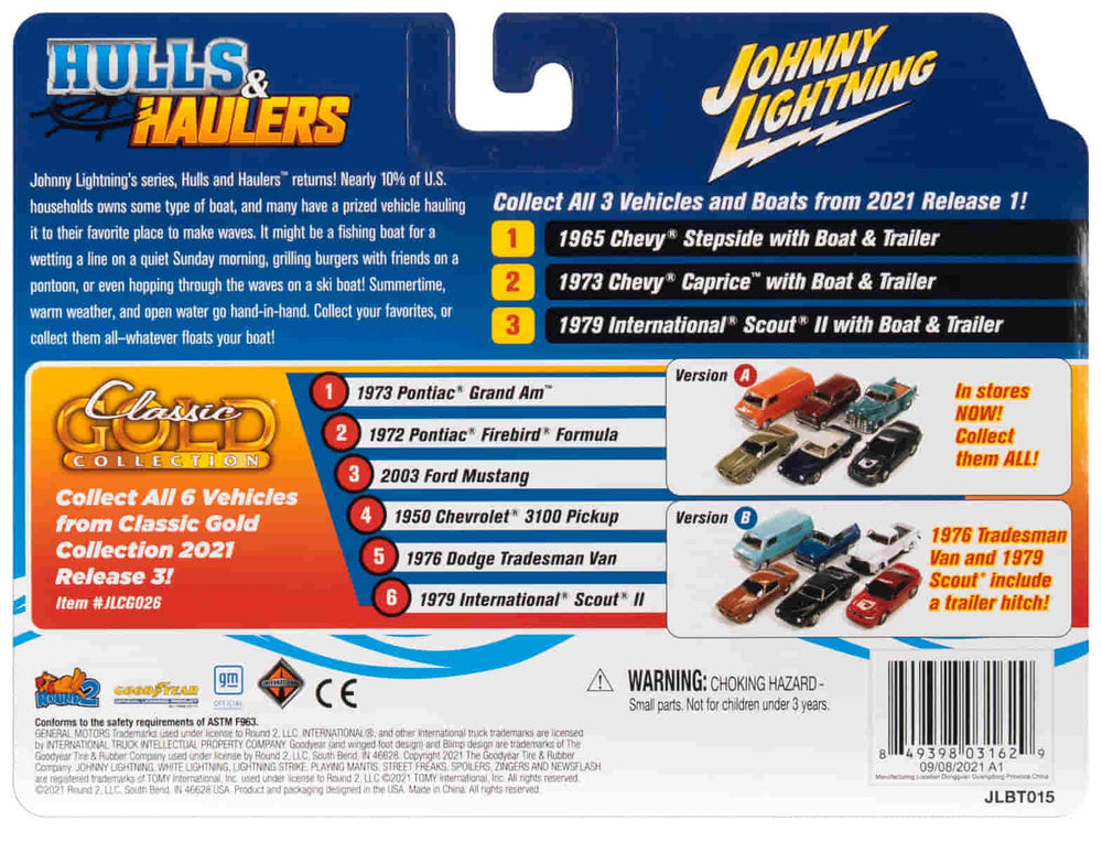 Johnny Lightning 1965 Chevy Stepside Pickup (Lt. Turquoise, Blues & White) w/Bass Boat and Trailer 1:64 Diecast